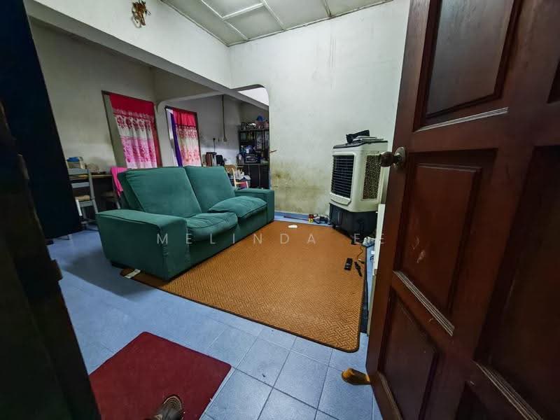 Flat for Sale at Taman Tampoi Utama - Melinda Ee - Living Room - PropertyGuru.com.my