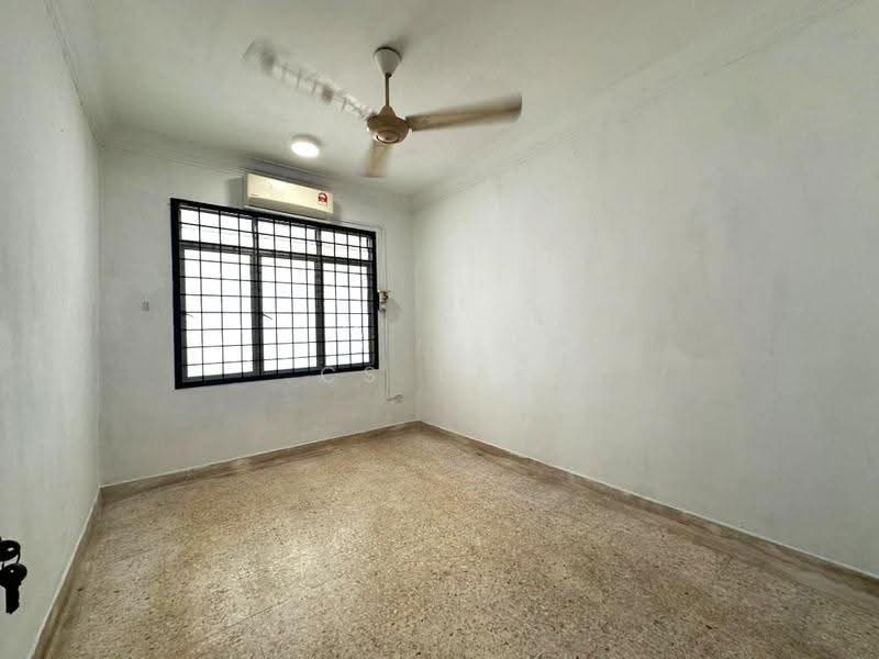 1-storey Terraced House for Rent in Bandar Baru Permas Jaya (Permas Jaya) - CS Tan - Interior - PropertyGuru.com.my