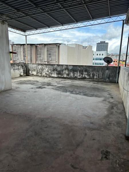 Shop / Office for Rent in George Town (Penang) - Daniel Phang - Roof - PropertyGuru.com.my