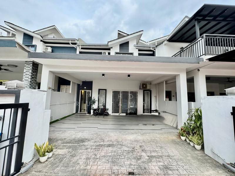 2-storey Terraced House for Sale in D'Kayangan (Shah Alam) - Muhd Khairulnawawi Kamaruddin - Exterior - PropertyGuru.com.my