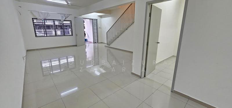 2-storey Terraced House for Sale in Sepang (Selangor) - NOURBAIZURA ZAKARIA - Living Room - PropertyGuru.com.my