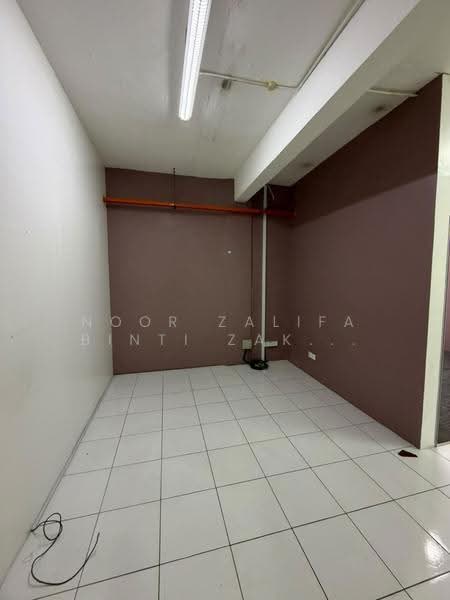 Shop / Office for Rent in Taman Sri Andalas (Klang) - Noor Zalifa Binti Zakaria - Interior - PropertyGuru.com.my