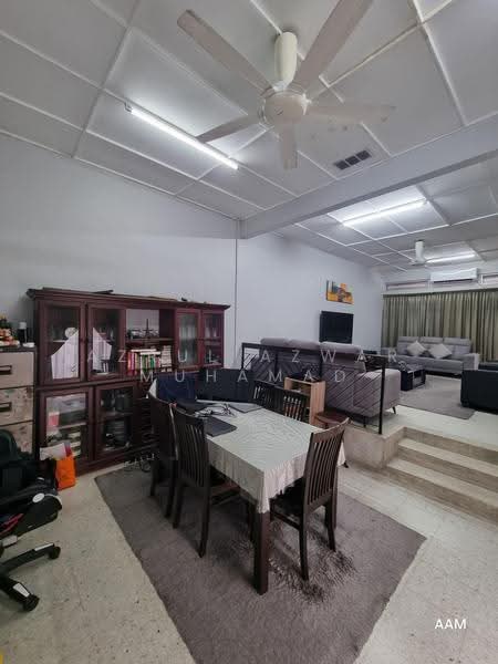 1-storey Terraced House for Sale in Taman Tun Dr Ismail (Kuala Lumpur) - Azrul Azwar Muhamad - Living Room - PropertyGuru.com.my