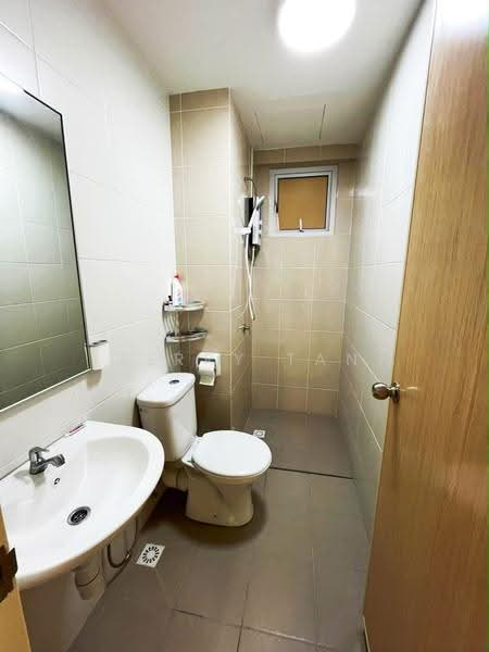 Condominium for Rent at Havana Beach Residences - Jerry Tan - Bathroom - PropertyGuru.com.my