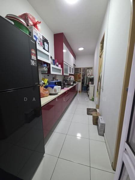 Service Residence for Sale at The Sky Executive Suites - Daniel Yong - Kitchen - PropertyGuru.com.my