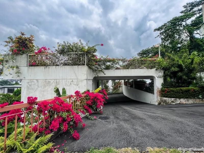 Bungalow House untuk Dijual di Seksyen 16 (Petaling Jaya) - Bernhardt . - Exterior - PropertyGuru.com.my
