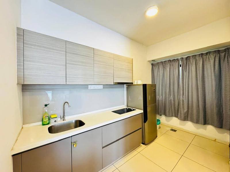 Kediaman Servis untuk Dijual di Emira Residence - Yasmin Sulaiman - Kitchen - PropertyGuru.com.my