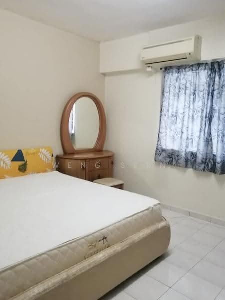 Pangsapuri untuk Disewa di Taman Pekaka Block 31 - Weng Sern - Bedroom - PropertyGuru.com.my
