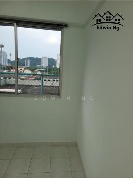 Pangsapuri untuk Dijual di Taman Pekaka Block 31 - Edwin Ng - View - PropertyGuru.com.my