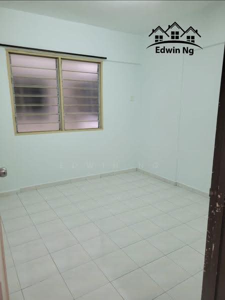 Pangsapuri untuk Dijual di Taman Pekaka Block 31 - Edwin Ng - Interior - PropertyGuru.com.my