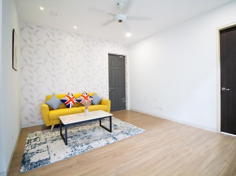 Banglo Pautan untuk Dijual di Taman Bukit Serdang (Seri Kembangan) - Ping Shin - Living Room - PropertyGuru.com.my
