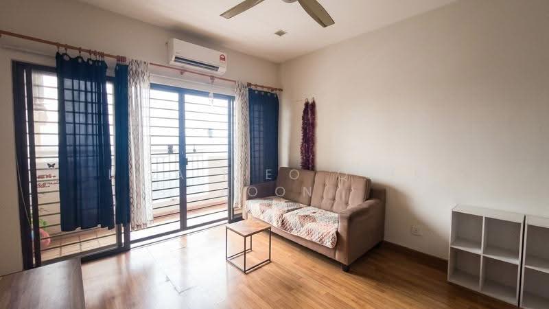 Kondominium untuk Dijual di Pelangi Utama - Liza Tieo Quek Hoon - Living Room - PropertyGuru.com.my