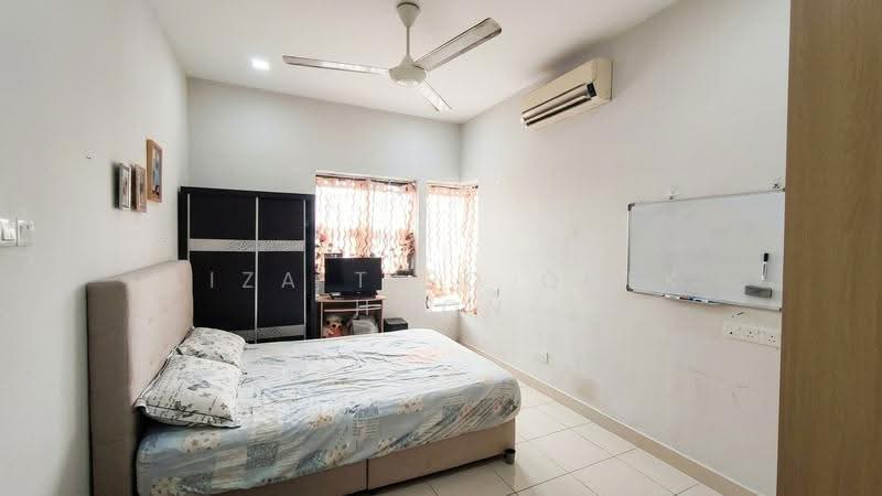 Kondominium untuk Dijual di Pelangi Utama - Liza Tieo Quek Hoon - Bedroom - PropertyGuru.com.my