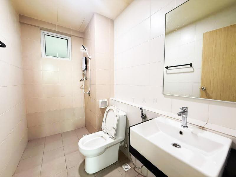 Condominium for Rent at Havana Beach Residences - Jerry Tan - Bathroom - PropertyGuru.com.my