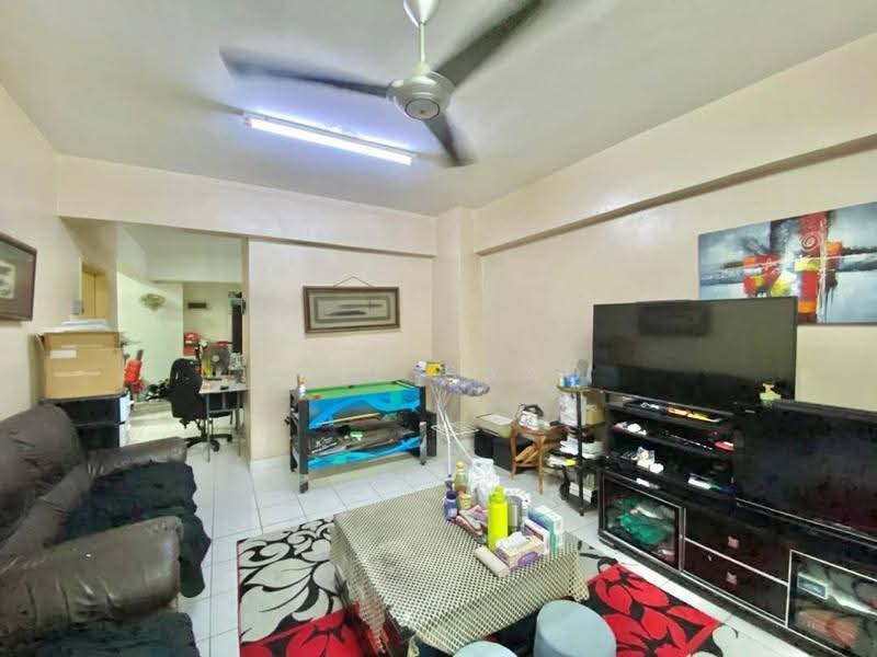 Condominium for Sale at Sri Mahligai Condominium & Townhouse - Alif Saad - Living Room - PropertyGuru.com.my