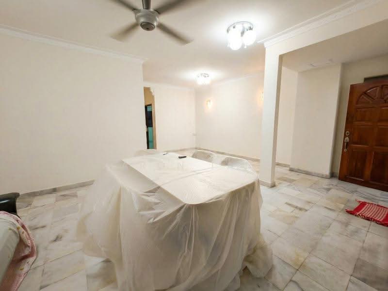 2-storey Terraced House for Rent in Bandar Sri Damansara (Selangor) - Aaron Tang - Living Room - PropertyGuru.com.my