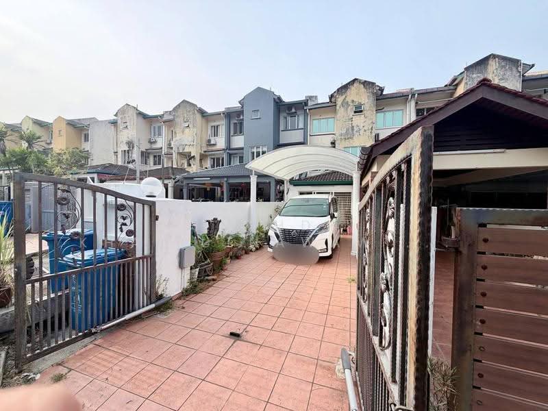 Townhouse for Sale in Shah Alam (Selangor) - Muhd Khairulnawawi Kamaruddin - PropertyGuru.com.my