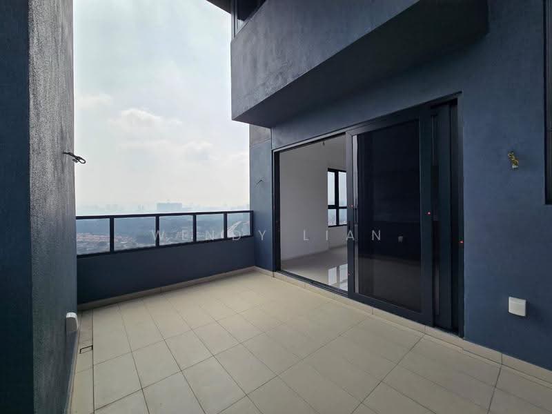 Kediaman Servis untuk Disewa di Residensi Estetik 8 (Est8) - Wendy Lian - Balcony - PropertyGuru.com.my