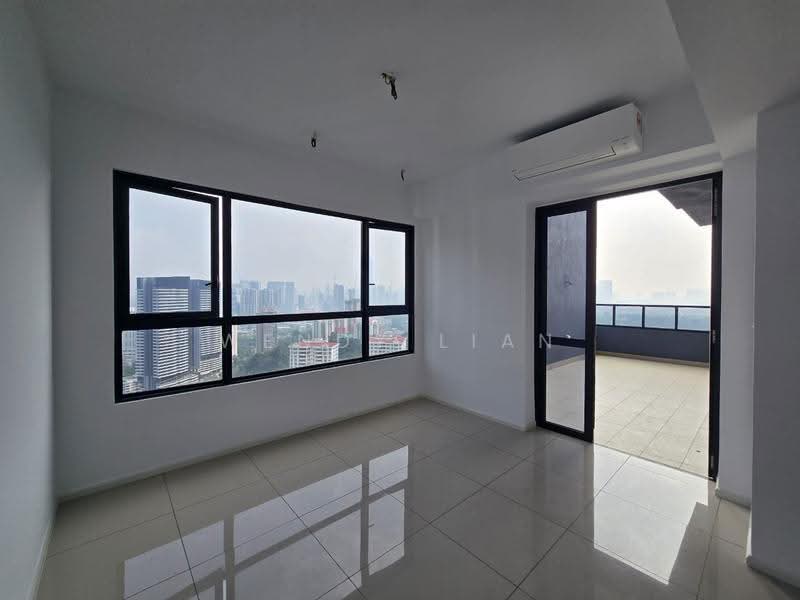 Kediaman Servis untuk Disewa di Residensi Estetik 8 (Est8) - Wendy Lian - Balcony - PropertyGuru.com.my