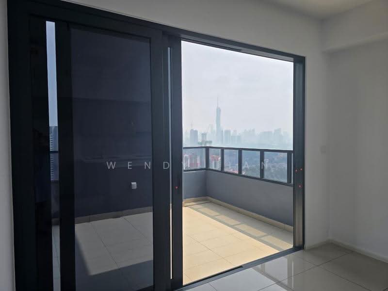 Kediaman Servis untuk Disewa di Residensi Estetik 8 (Est8) - Wendy Lian - Balcony - PropertyGuru.com.my