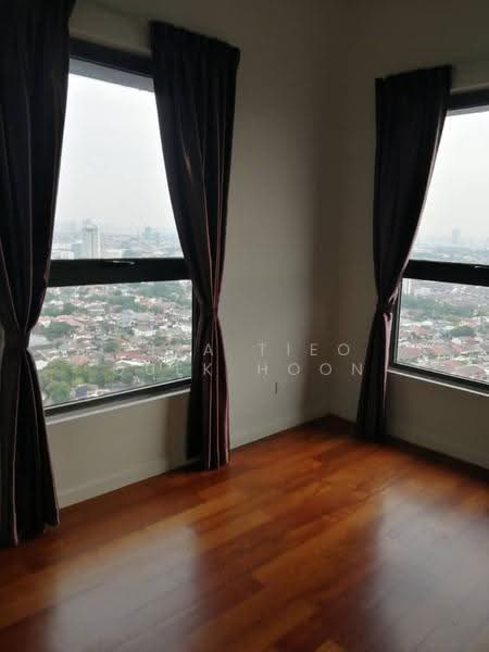 Kediaman Servis untuk Dijual di Seventeen Mall & Residences (Biji Living) - Liza Tieo Quek Hoon - View - PropertyGuru.com.my