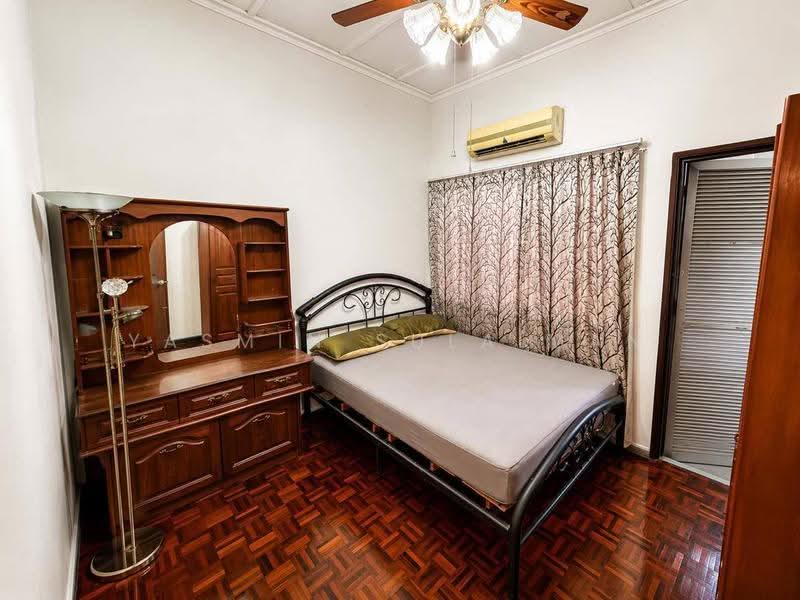 2-storey Terraced House for Sale in Bandar Sri Damansara (Selangor) - Yasmin Sulaiman - Bedroom - PropertyGuru.com.my