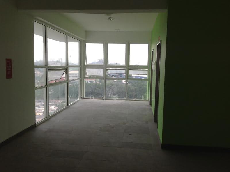 Office for Rent in Bandar Sri Damansara (Selangor) - Yoong Lee - Corridor - PropertyGuru.com.my