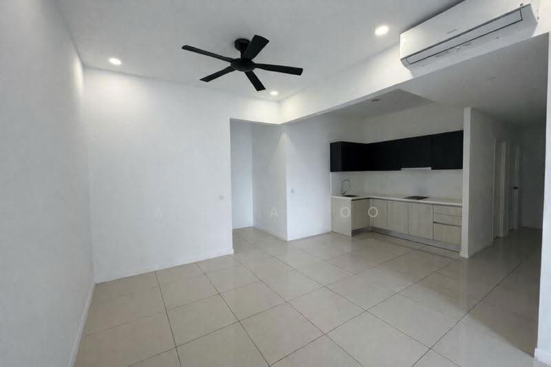 Service Residence for Sale at Serviced Residence @ Fera Residence @ The Quartz WM - Alicia Soo - Living Room - PropertyGuru.com.my