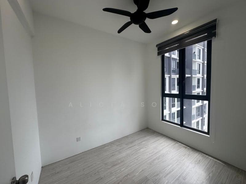 Service Residence for Sale at Serviced Residence @ Fera Residence @ The Quartz WM - Alicia Soo - Bedroom - PropertyGuru.com.my