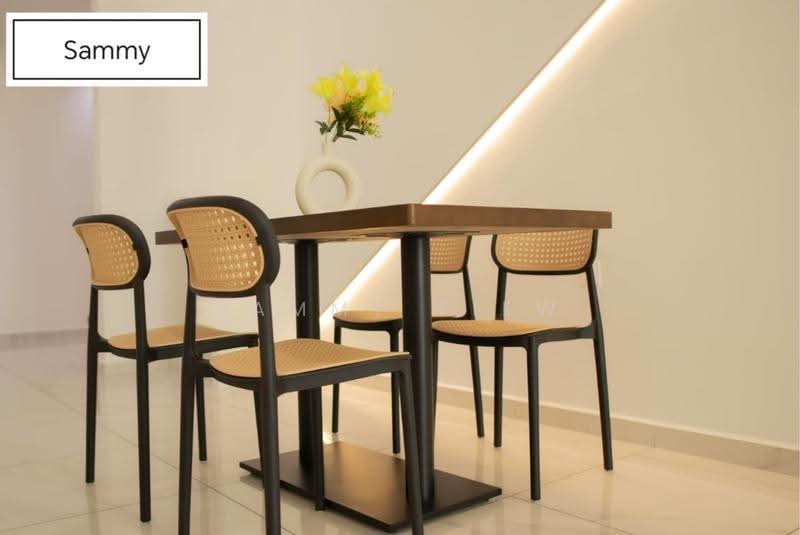 Service Residence for Sale at Sinaran @ Utropolis - Sammy Tiew - Dining Room - PropertyGuru.com.my