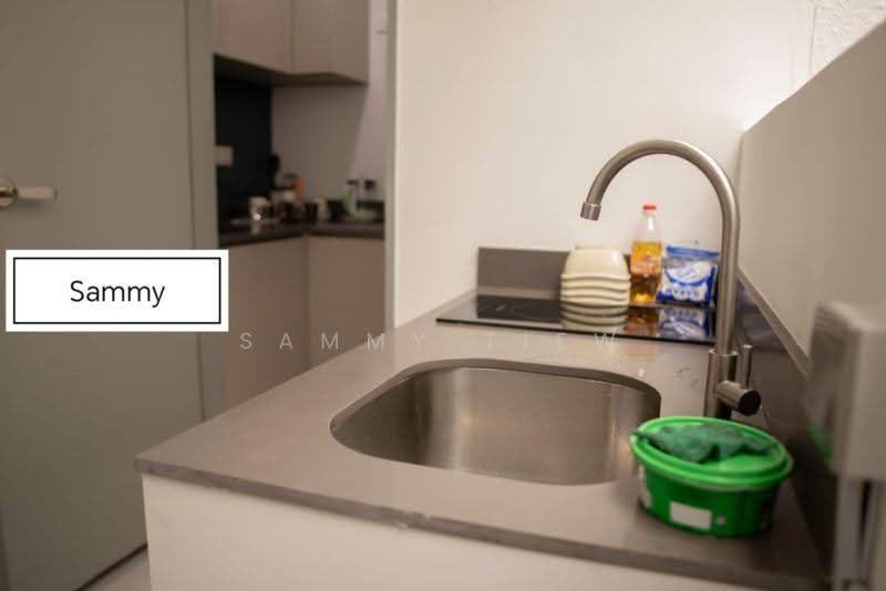 Service Residence for Sale at Sinaran @ Utropolis - Sammy Tiew - Kitchen - PropertyGuru.com.my