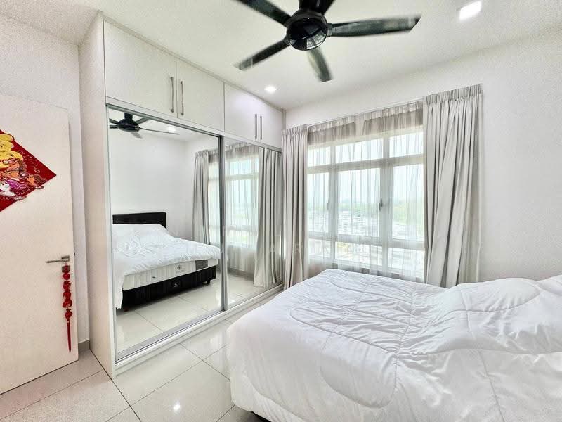 Kondominium untuk Dijual di La Thea Residences - Nurul Ain Muharam - Bedroom - PropertyGuru.com.my
