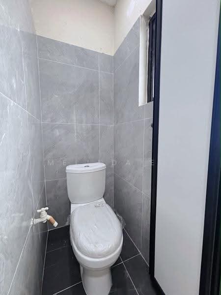 Flat for Sale at Taman Cempaka - Melinda Ee - Bathroom - PropertyGuru.com.my