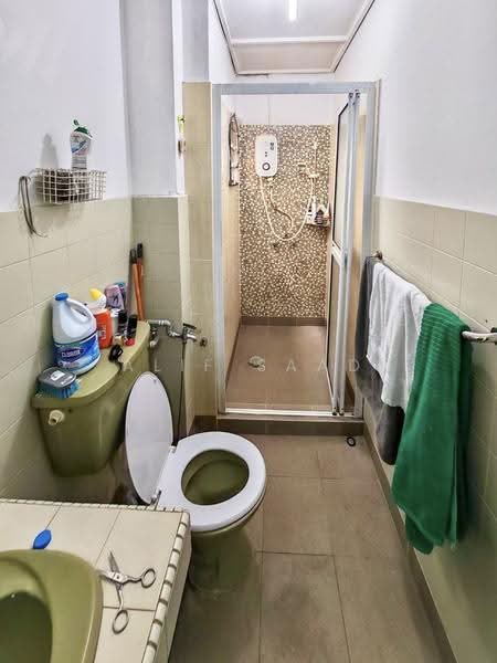 2-storey Terraced House for Sale in SS19 (Subang Jaya) - Alif Saad - Bathroom - PropertyGuru.com.my