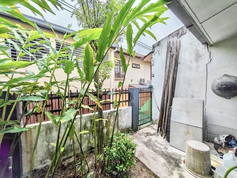 2-storey Terraced House for Sale in SS19 (Subang Jaya) - Alif Saad - Exterior - PropertyGuru.com.my