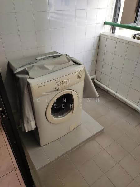 Kondominium untuk Dijual di Fraser Towers - Chen Kah Seng - Balcony - PropertyGuru.com.my