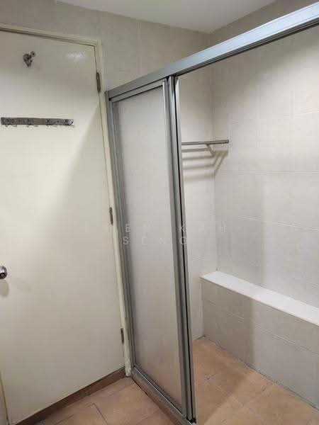 Kondominium untuk Dijual di Fraser Towers - Chen Kah Seng - Bathroom - PropertyGuru.com.my