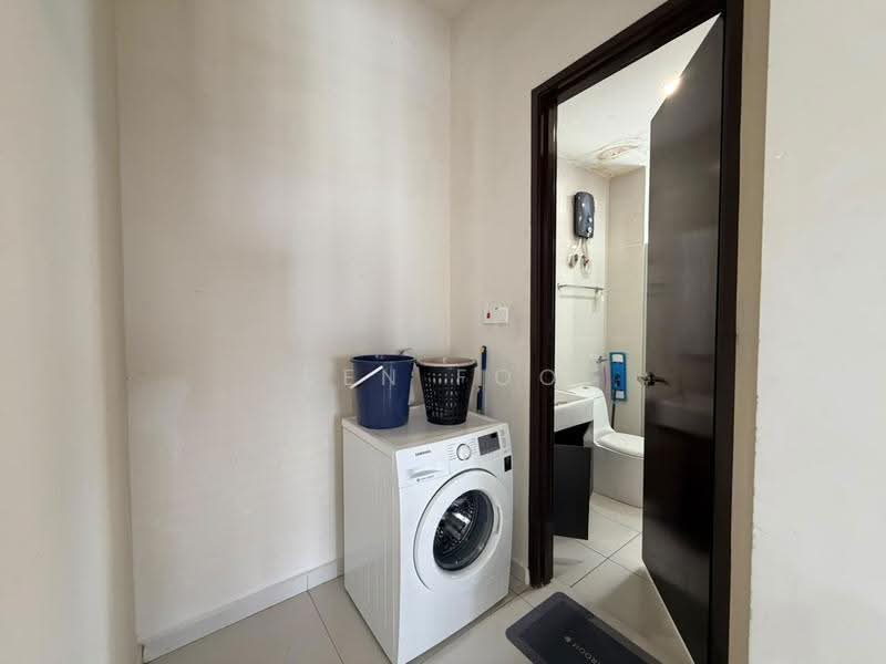 Condominium for Rent at Bay Point @ Country Garden Danga Bay - Ben Foo - Bathroom - PropertyGuru.com.my