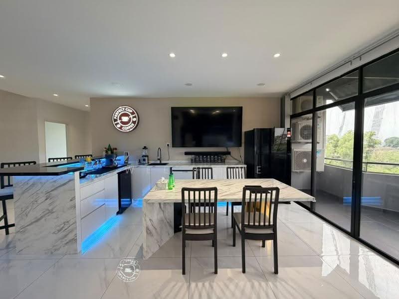 Condominium for Sale at Sri Mulia - Wee Howe - Kitchen - PropertyGuru.com.my
