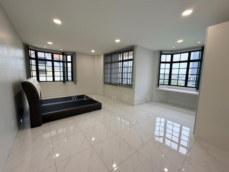 Condominium for Sale at Sri Mulia - Wee Howe - Bedroom - PropertyGuru.com.my