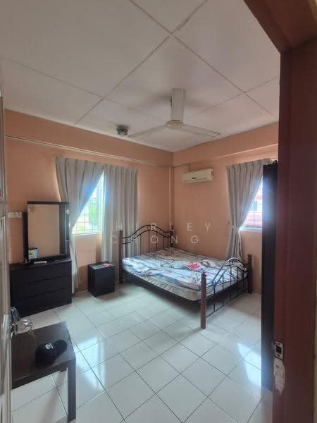 2-storey Terraced House for Sale in Taman Seri Baru (Kota Kinabalu) - Shirley Chong - Bedroom - PropertyGuru.com.my