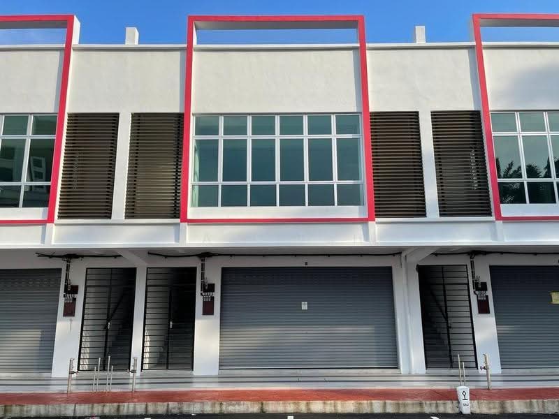 Kedai untuk Disewa di Taman Saujana (Kluang) - Jane Poh - Exterior - PropertyGuru.com.my