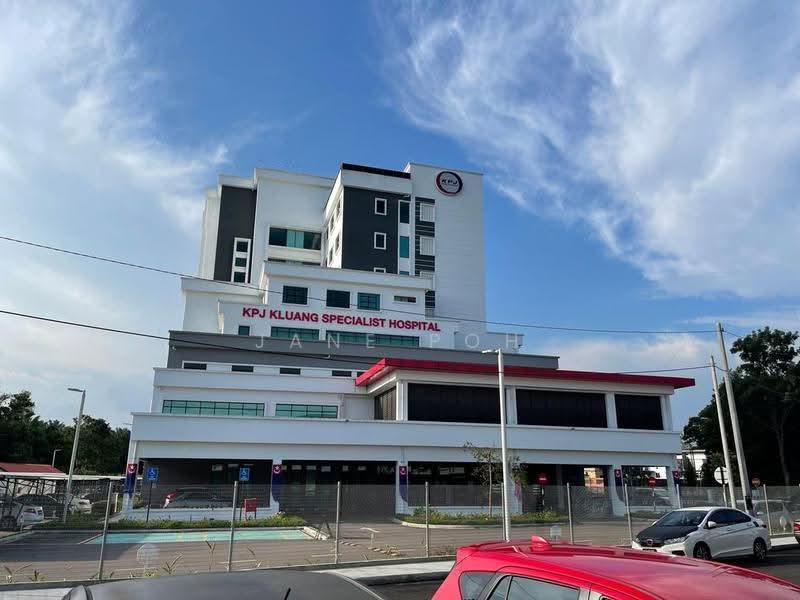 Kedai untuk Disewa di Taman Saujana (Kluang) - Jane Poh - Exterior - PropertyGuru.com.my