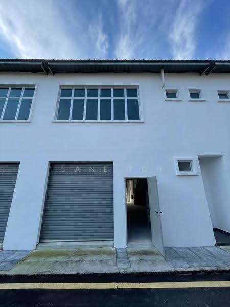 Kedai untuk Disewa di Taman Saujana (Kluang) - Jane Poh - Exterior - PropertyGuru.com.my
