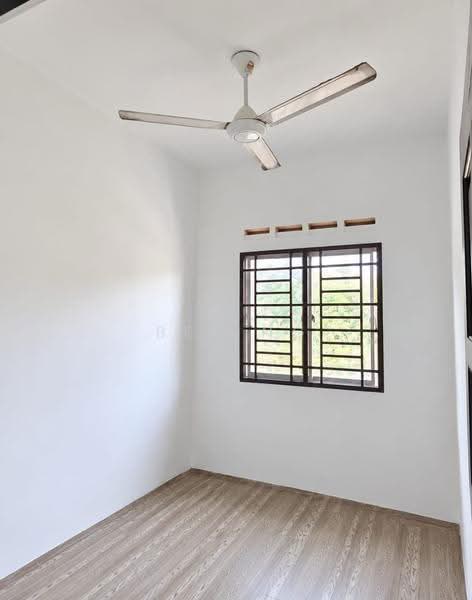 Rumah Flat untuk Dijual di Taman Pulai Utama - Bee Ng - Interior - PropertyGuru.com.my