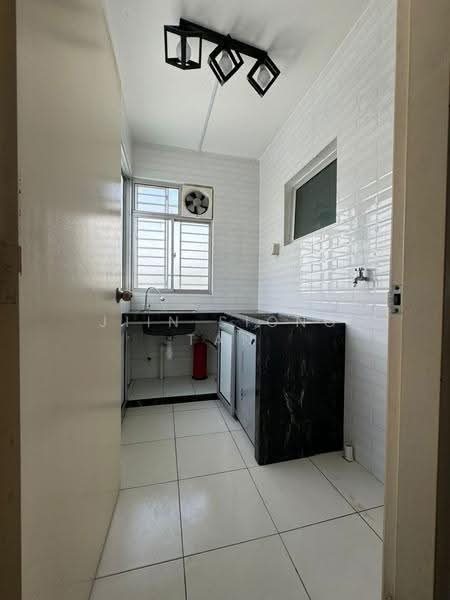 Apartment for Sale at De Bayu Apartment - Jiin Siong Tan - Kitchen - PropertyGuru.com.my