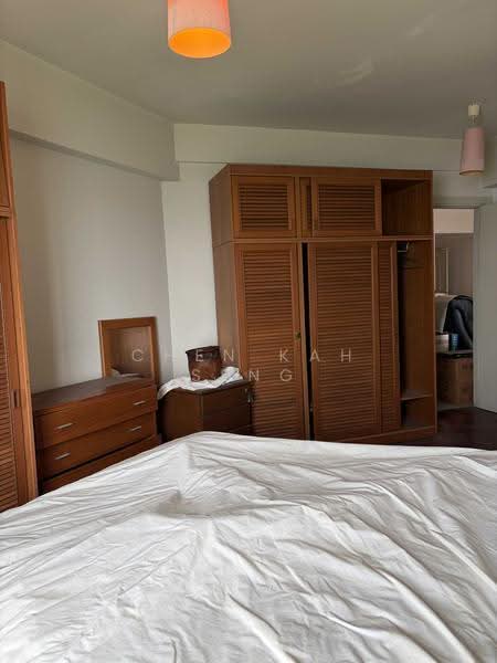 Kondominium untuk Dijual di Pantai Panorama Condominiums - Chen Kah Seng - Bedroom - PropertyGuru.com.my