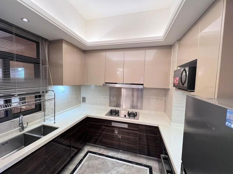 Service Residence for Sale at R&F Princess Cove Phase 1 - Benjamin Oh - Kitchen - PropertyGuru.com.my