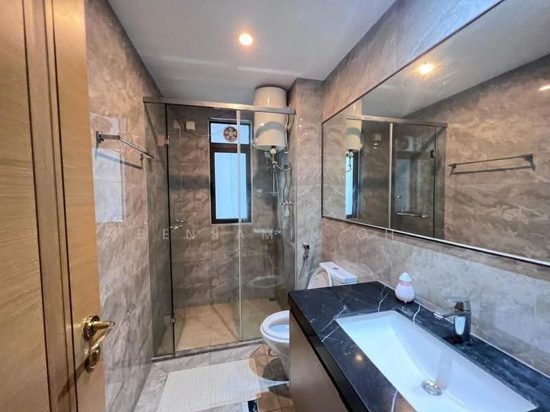 Service Residence for Sale at R&F Princess Cove Phase 1 - Benjamin Oh - Bathroom - PropertyGuru.com.my