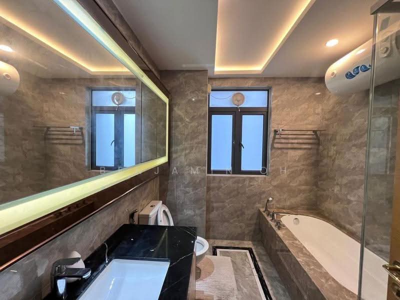 Service Residence for Sale at R&F Princess Cove Phase 1 - Benjamin Oh - Bathroom - PropertyGuru.com.my